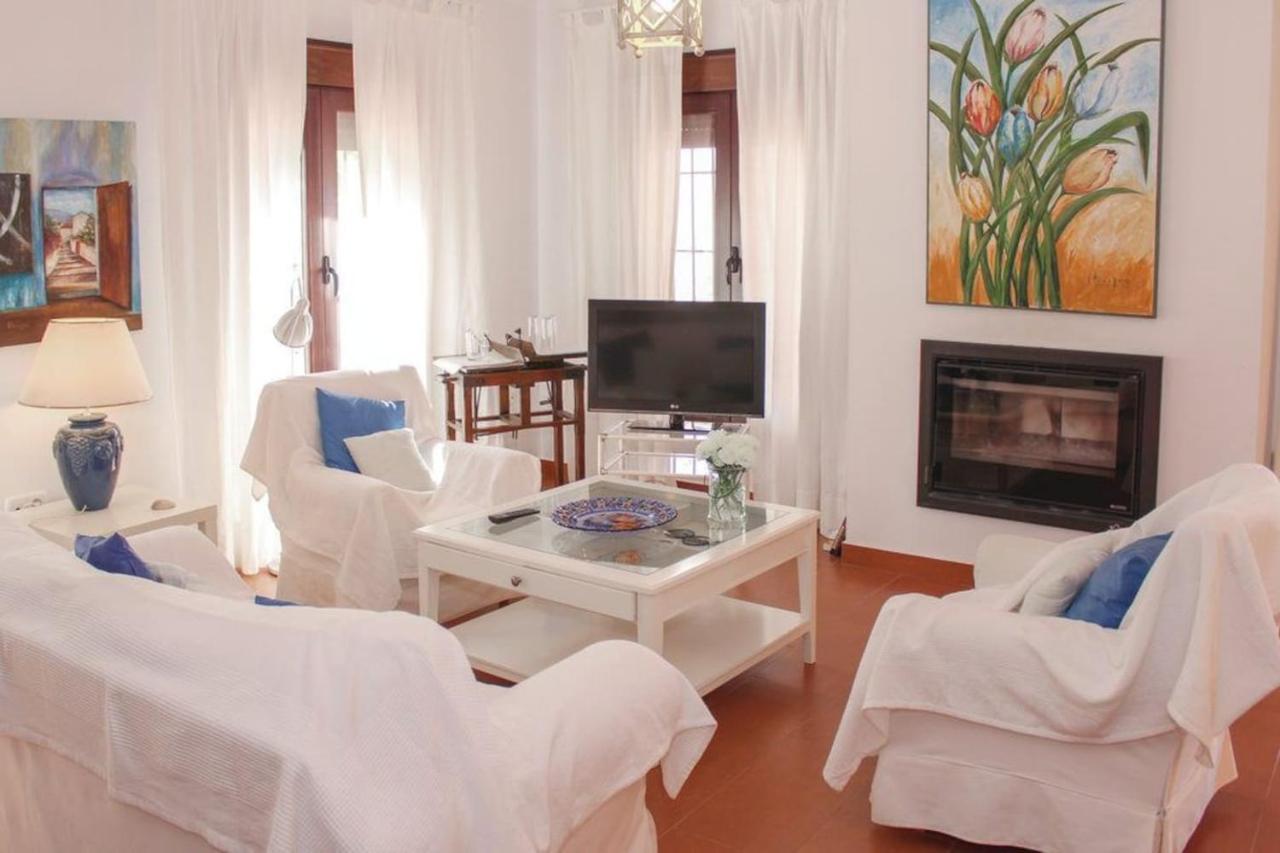 Fuentezuelas Pool Villa Sayalonga Extérieur photo